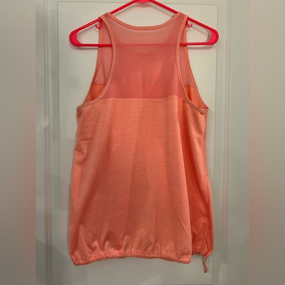 4 Athletic/Yoga Tops - 3 Black, 1 Orange - Like New - Picture 12 of 14